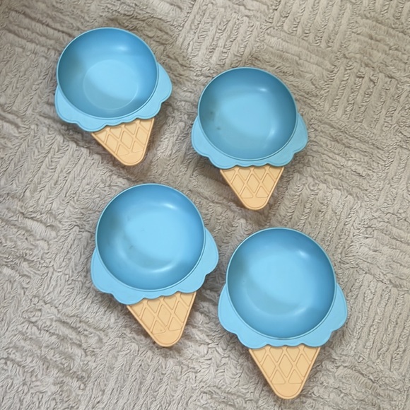 Ice cream cone bowls and spoons Set of 4 bowls and 4 spoons - Picture 6 of 16